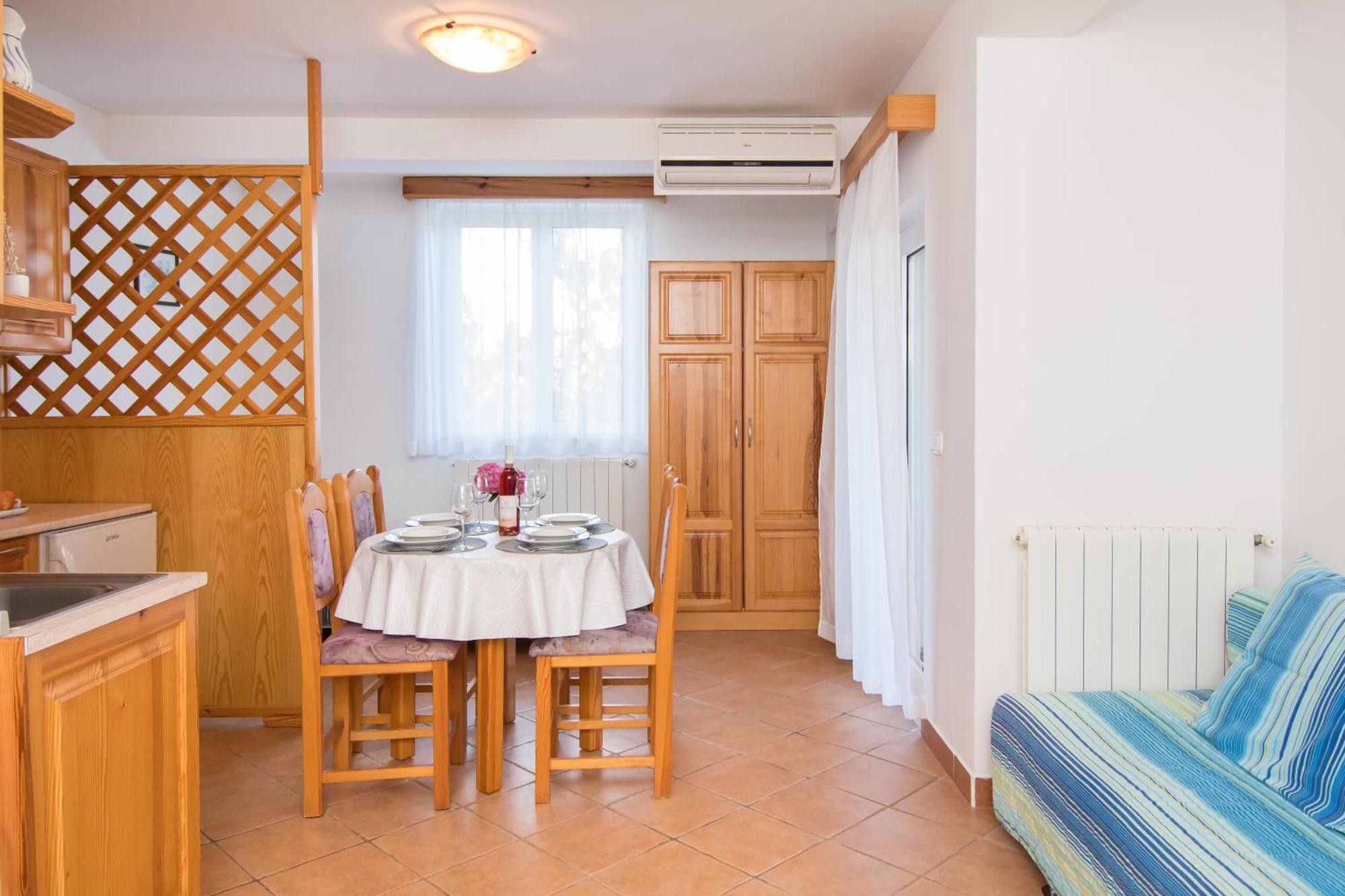 Bed And Breakfast Ritosa Poreč Exterior foto