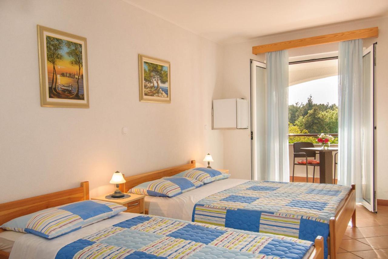 Bed And Breakfast Ritosa Poreč Exterior foto